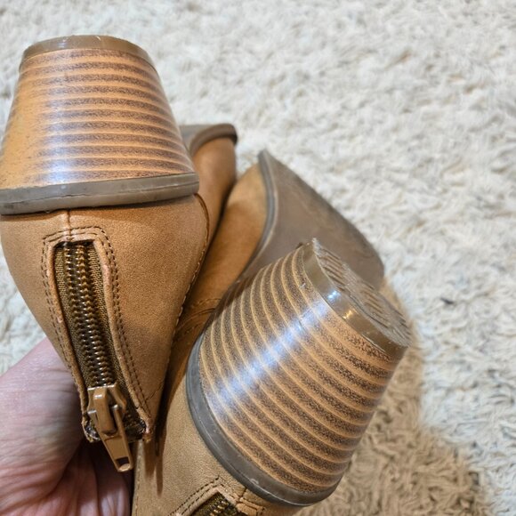 🥾Rocket Dog Boots Ankle Booties Heels Brown Faux Leather Size 7 👟 - Picture 9 of 10